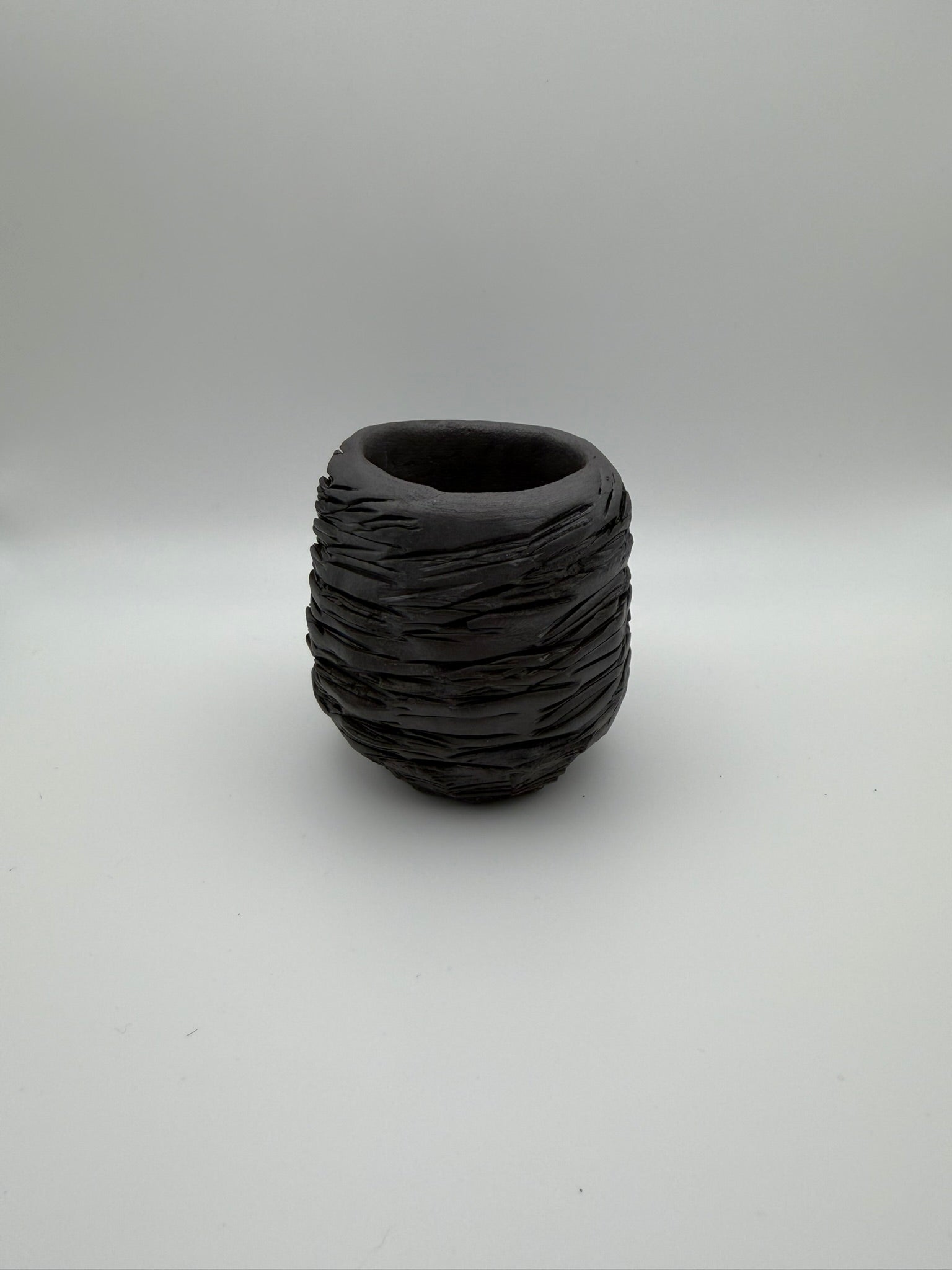 Cooled Lava - Handcrafted ceramic tealight holder - set of 4